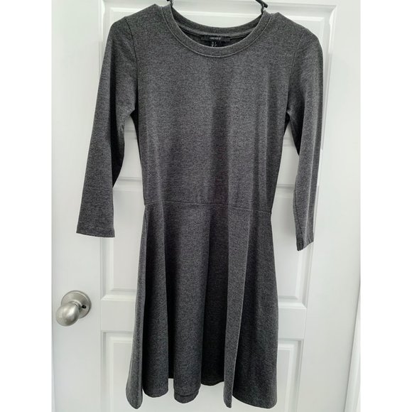Charcoal fitted Dress Long Sleeve | Forever 21 - Picture 1 of 2